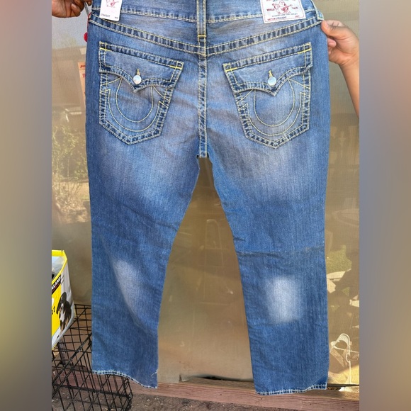 Hello - Picture 13 of 14